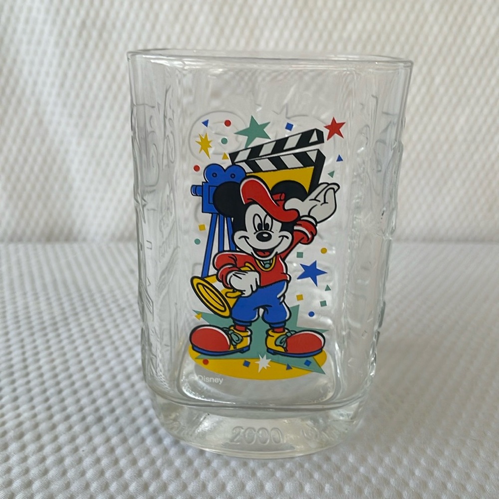 Vintage McDonald’s  Collectables  Walt Disney 2000 Mickey Mouse  Glass.